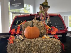Rendez-Vous NIssan Halloween Car decorations