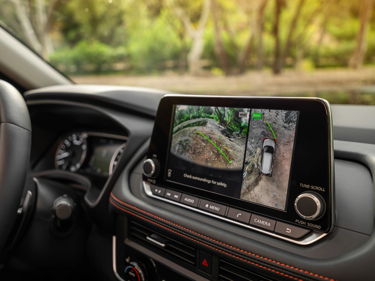 2026 Nissan Rogue Around View camera screen illustrating on-board technologies.
