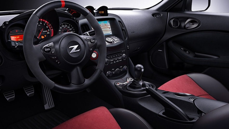 2017 Nissan 370Z Coupe Interior Dashboard