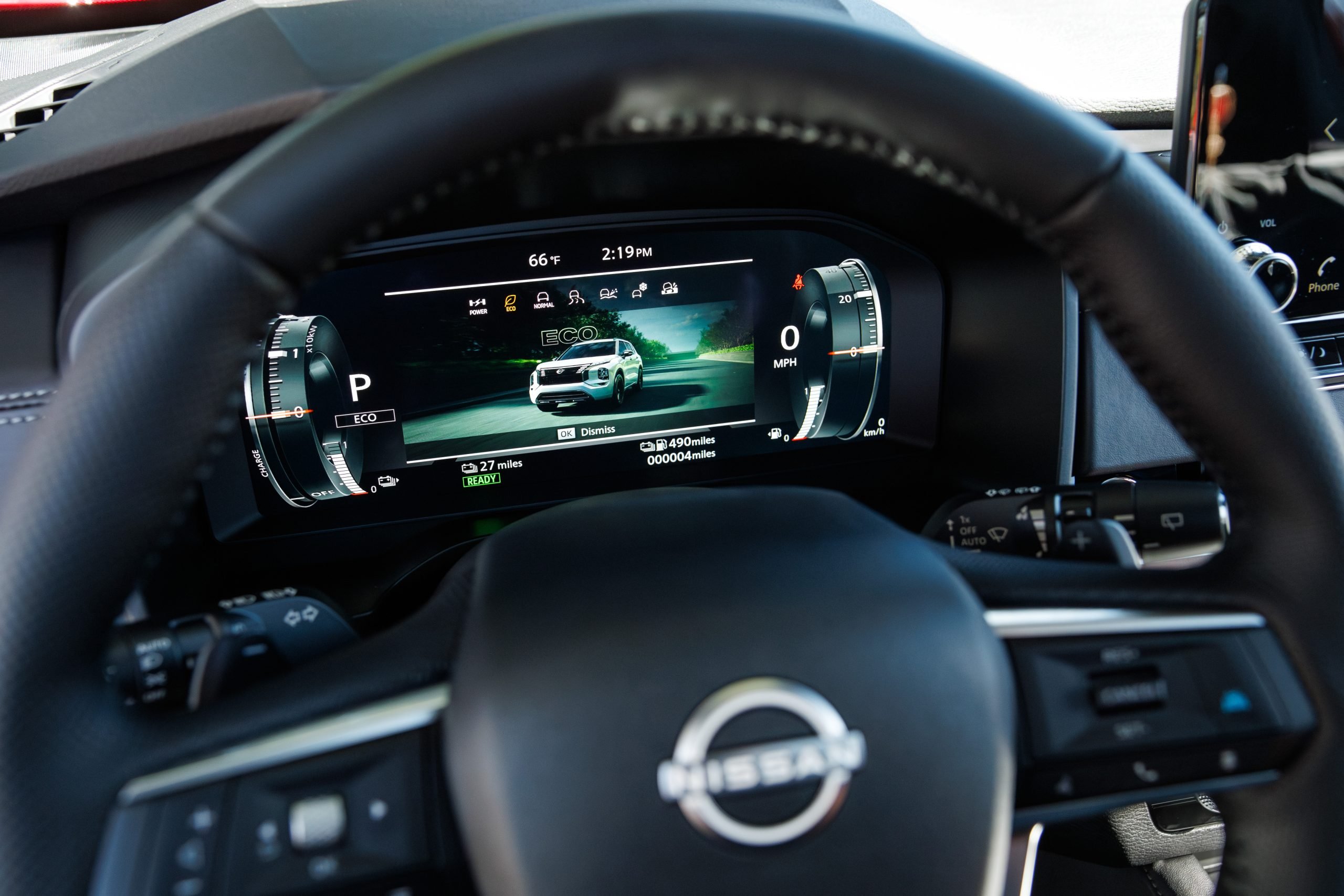 2026 Nissan Rogue Plug-in Hybrid Tech