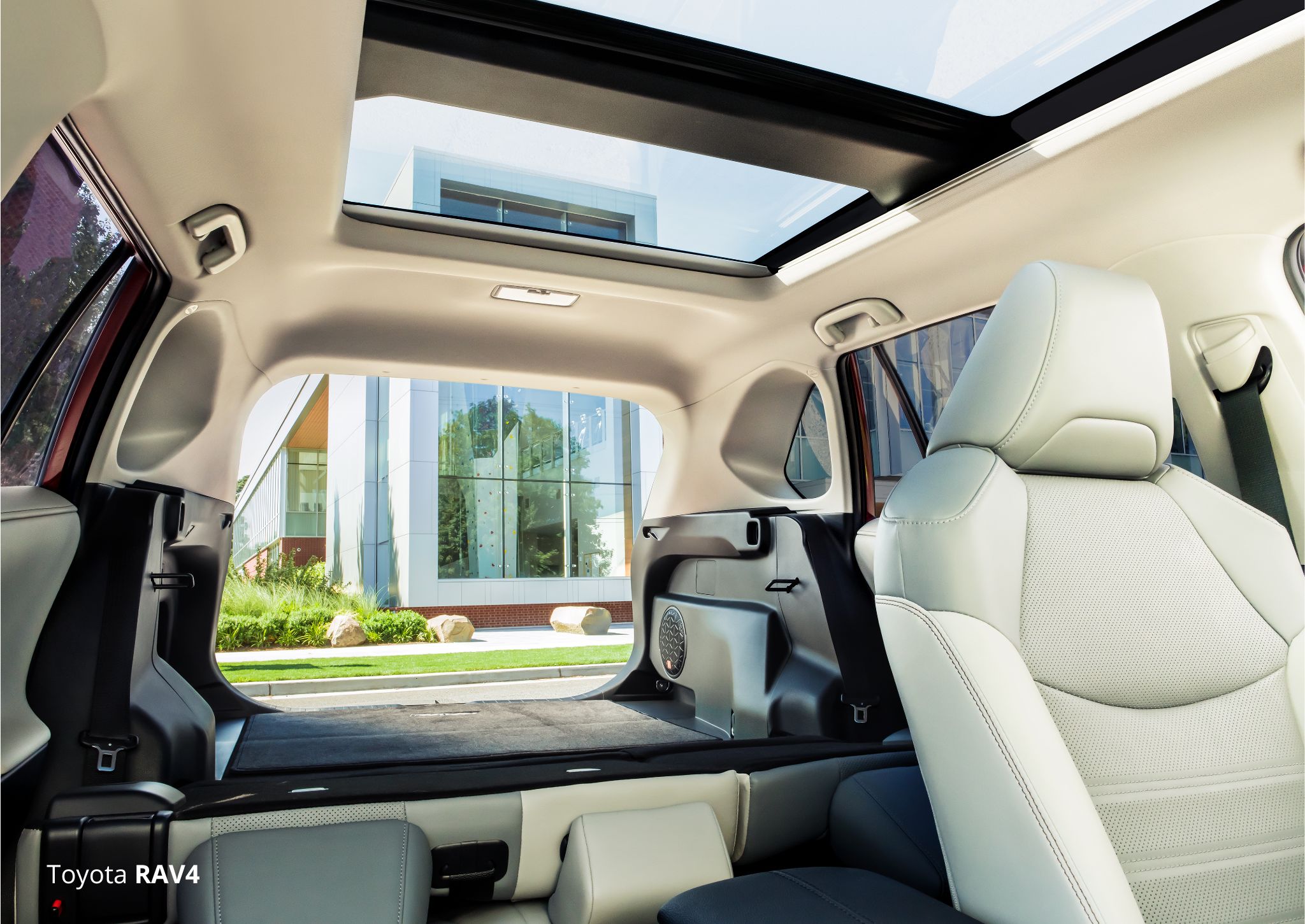 Nissan Rogue & RAV4 Cargo and Versatility