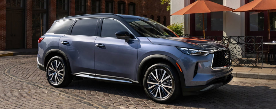 Discover the 2025 INFINITI QX60 in Oakville, ON