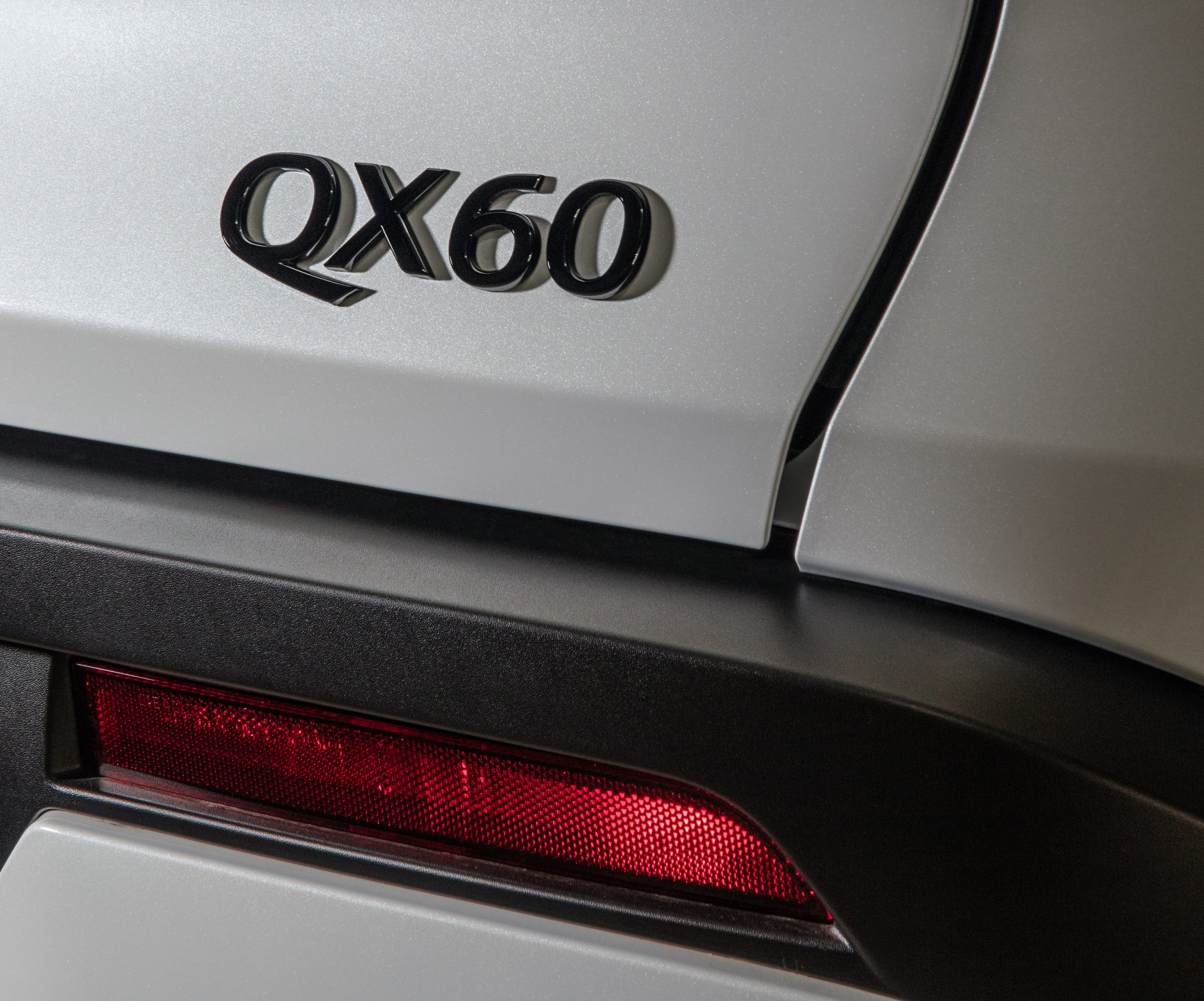 2025 INFINITI QX60 Black Edition Package