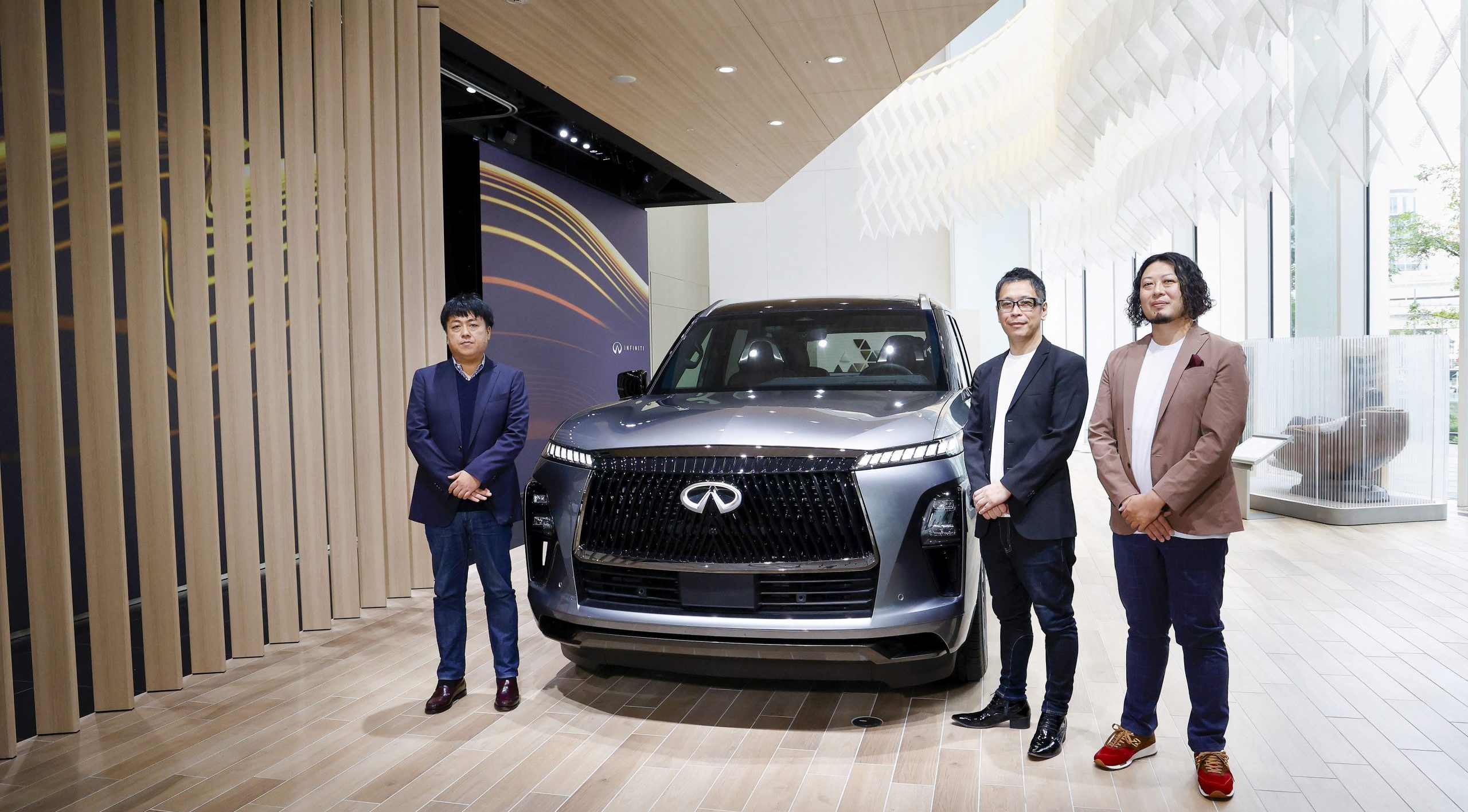 INFINITI Luxury Interior