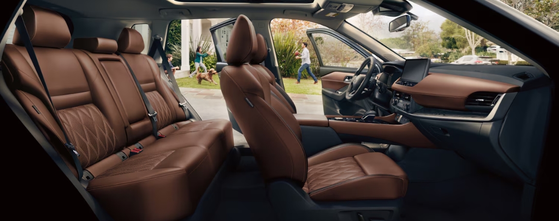 Refined Exterior and Comfortable Cabin