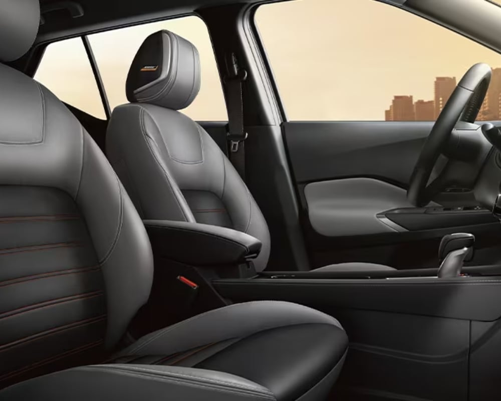 2024 Nissan Kicks-interior-2