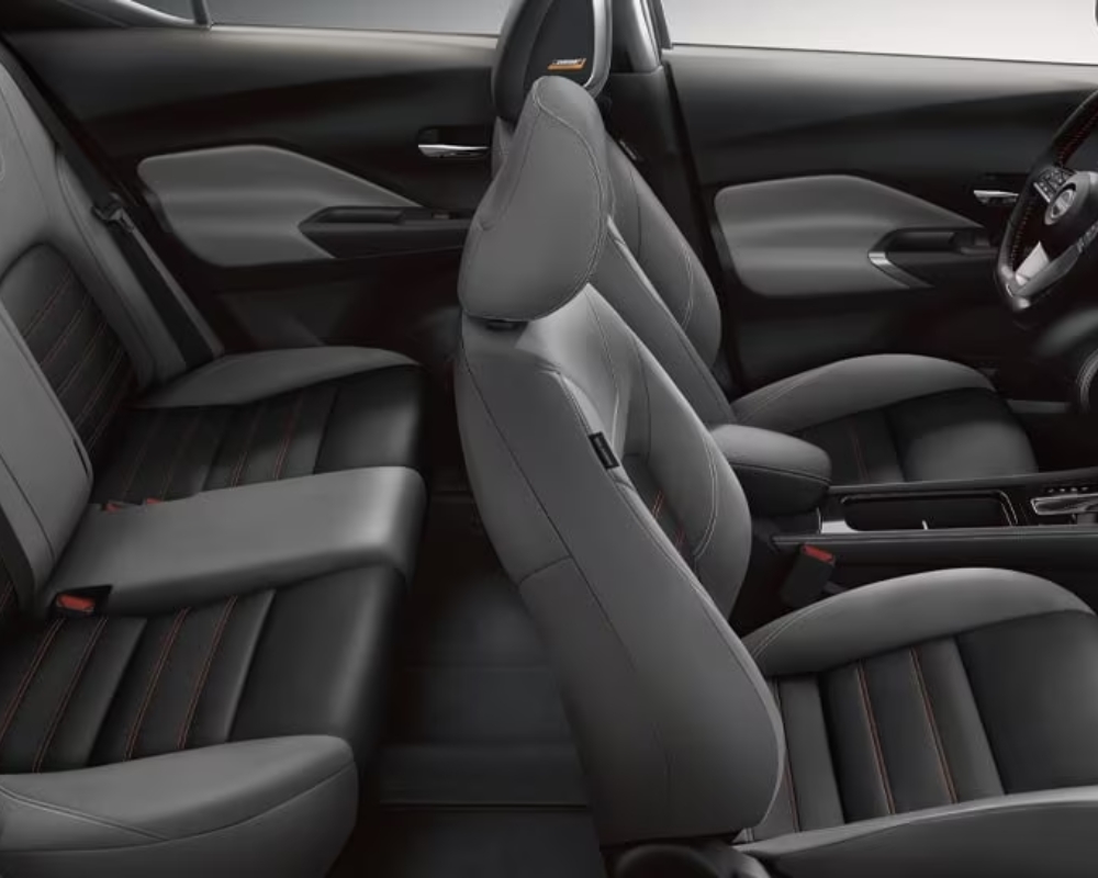 2024 Nissan Kicks-interior-1