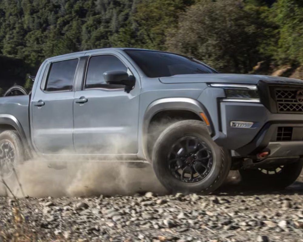 2024 Nissan Frontier-1
