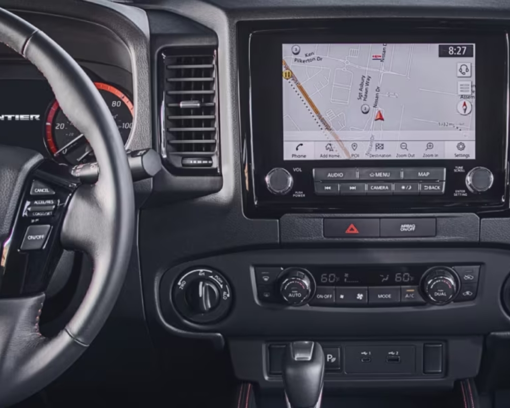 2024 Nissan Frontier interior